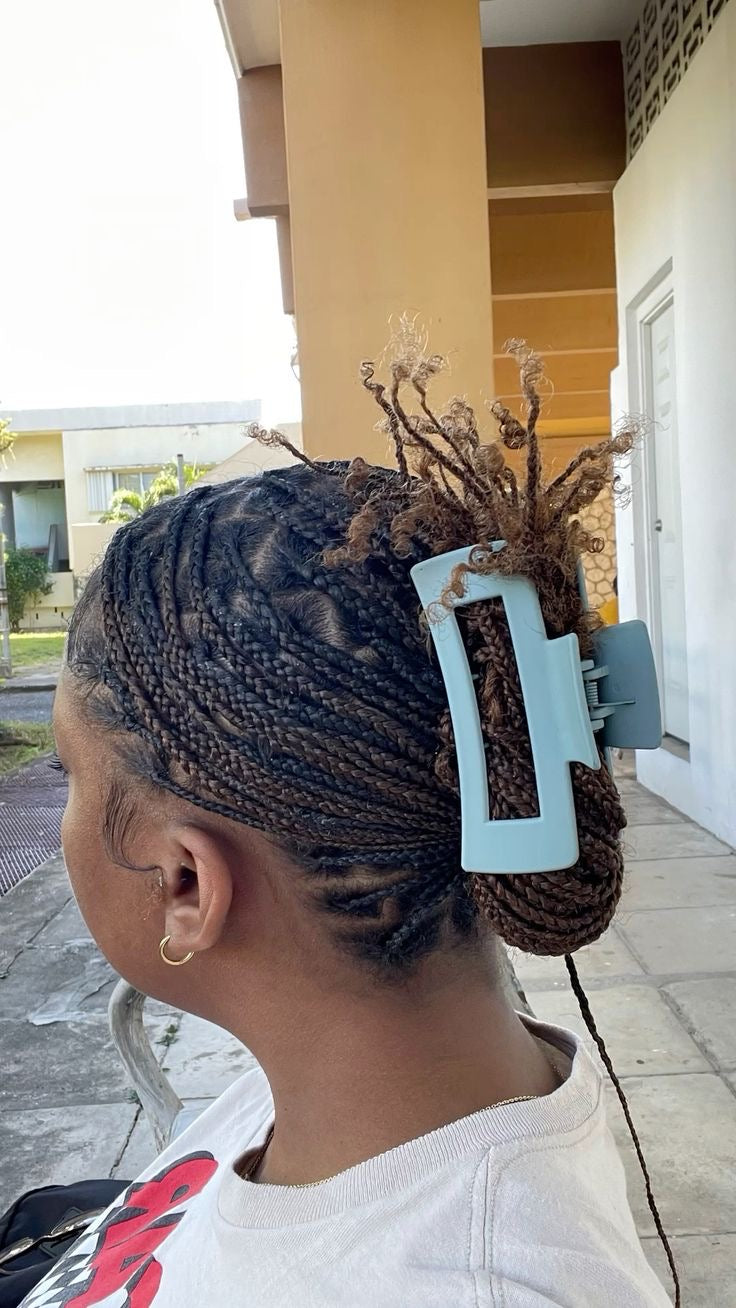 Hair claws clips  on braids