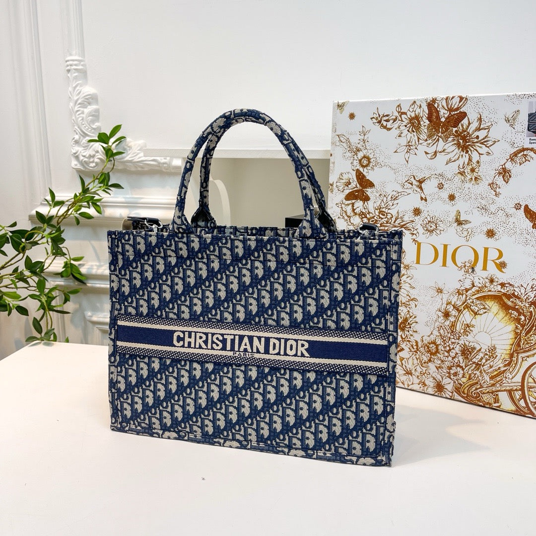 Dior tote bag